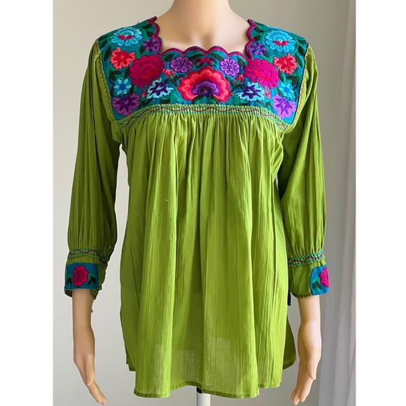 Vintage | Tops | Vintage Avocado Green Vibrant Floral Heavily ...